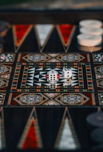 game dealer 8Day